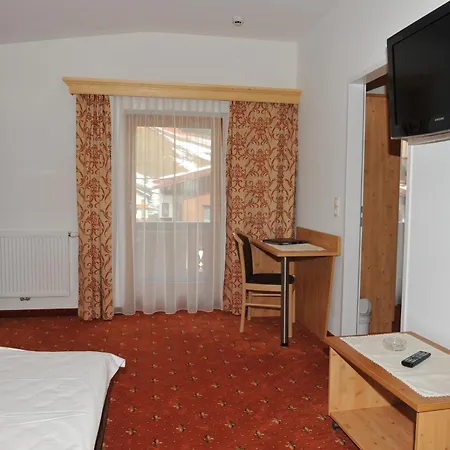 Hotel Waldhof 3*