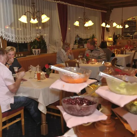 Waldhof Hotel 3*