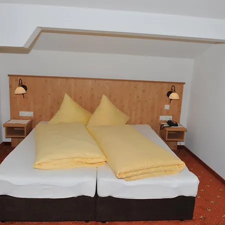 Szálloda Waldhof 3*